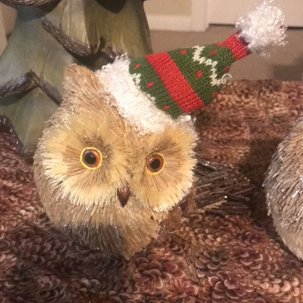 Set of 2 Holiday Owls
